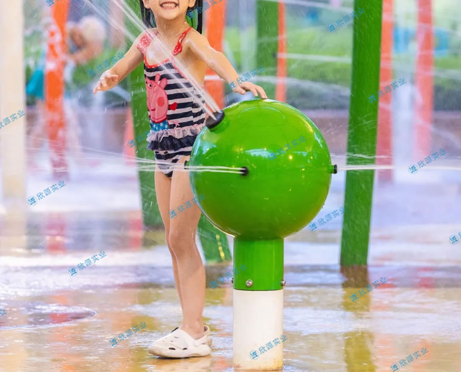 萌寶頭戲水小品