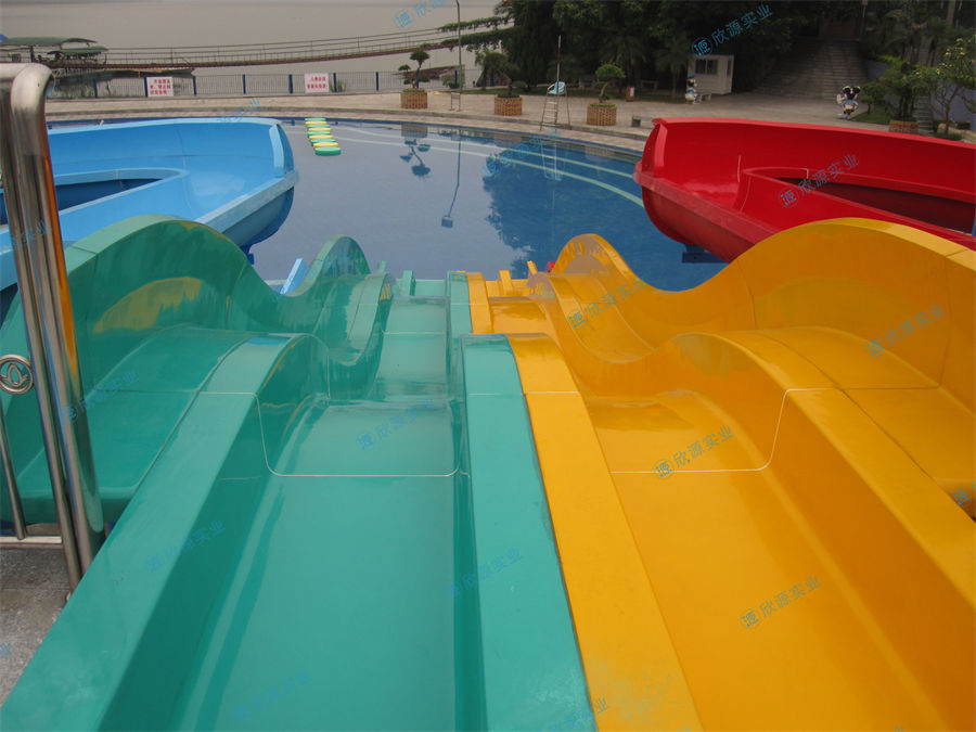 彩虹競速滑梯|大型水滑梯